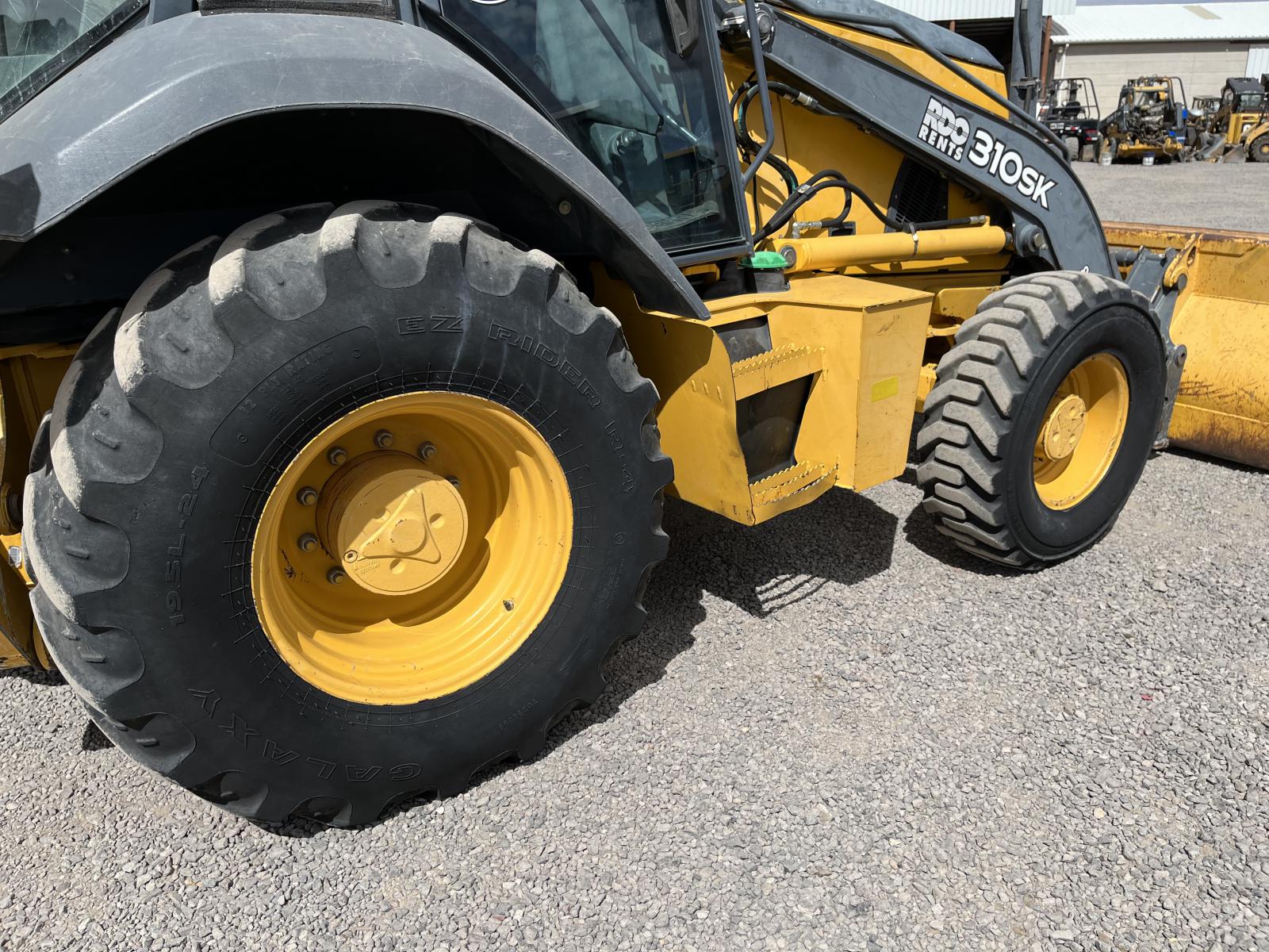 ./imagenes/INVOICE/2019/17364/RETROEXCAVADORA JOHN DEERE 310SK (22).JPG